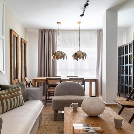 Magno Apartments Munoz Olive Seville Exterior photo